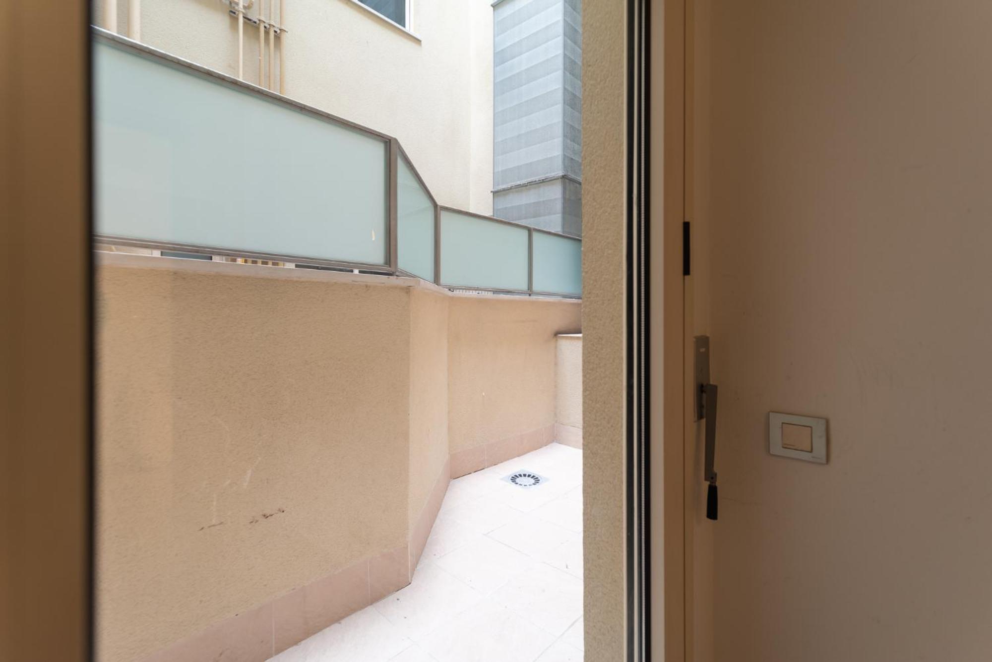 Near Ramblas 3 Flat Min 32 Days Parking Optional Barcelone
