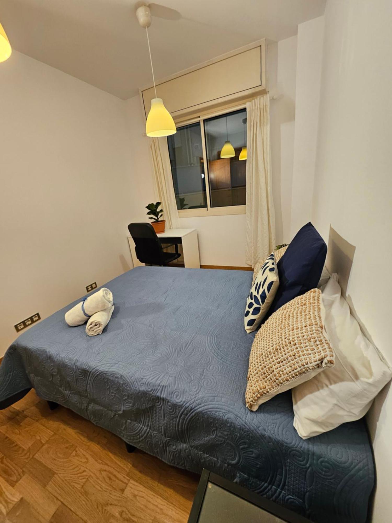 Appartement Near Ramblas 3 Flat Min 32 Days Parking Optional Barcelona